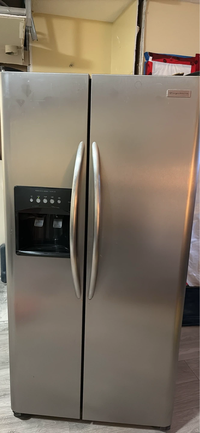 Frigidaire Professional Series Side-by-Side Refrigerator