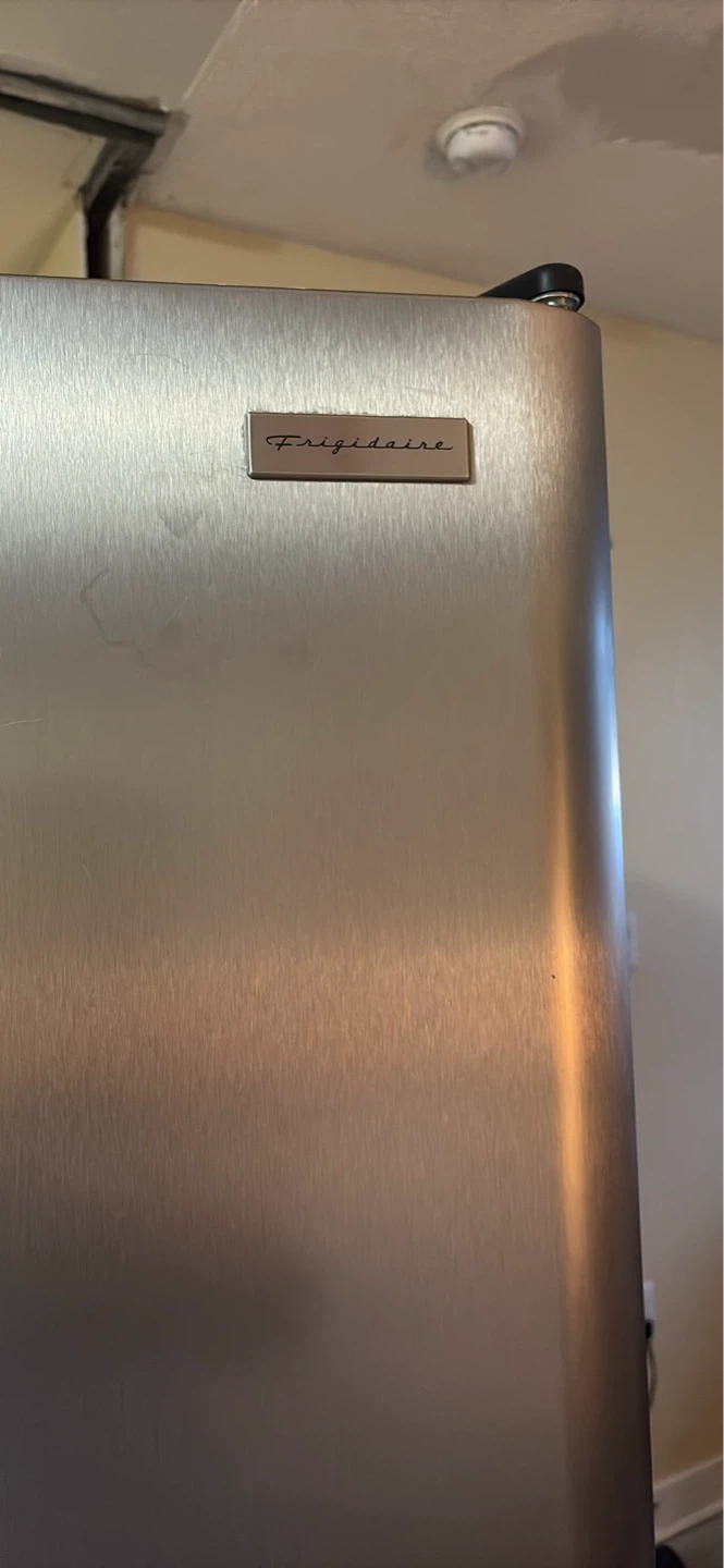 Frigidaire Professional Series Side-by-Side Refrigerator - photo 3
