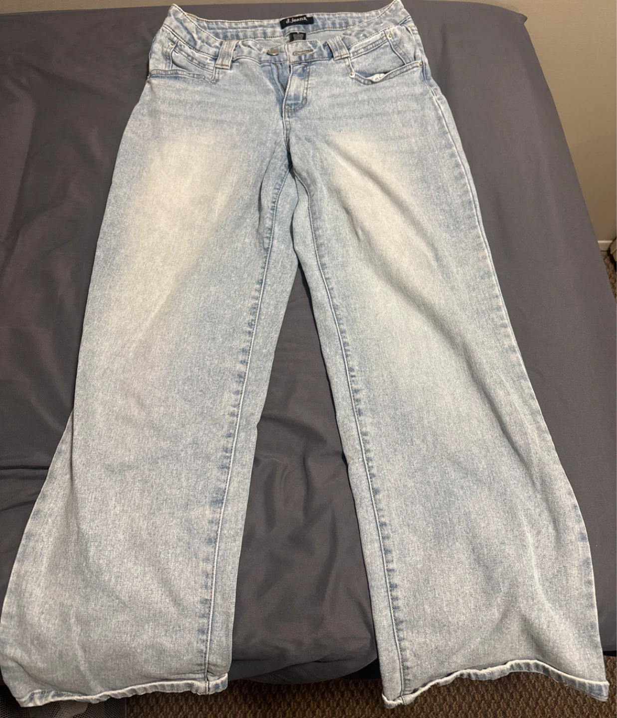 d.jeans. light wash wide leg jeans