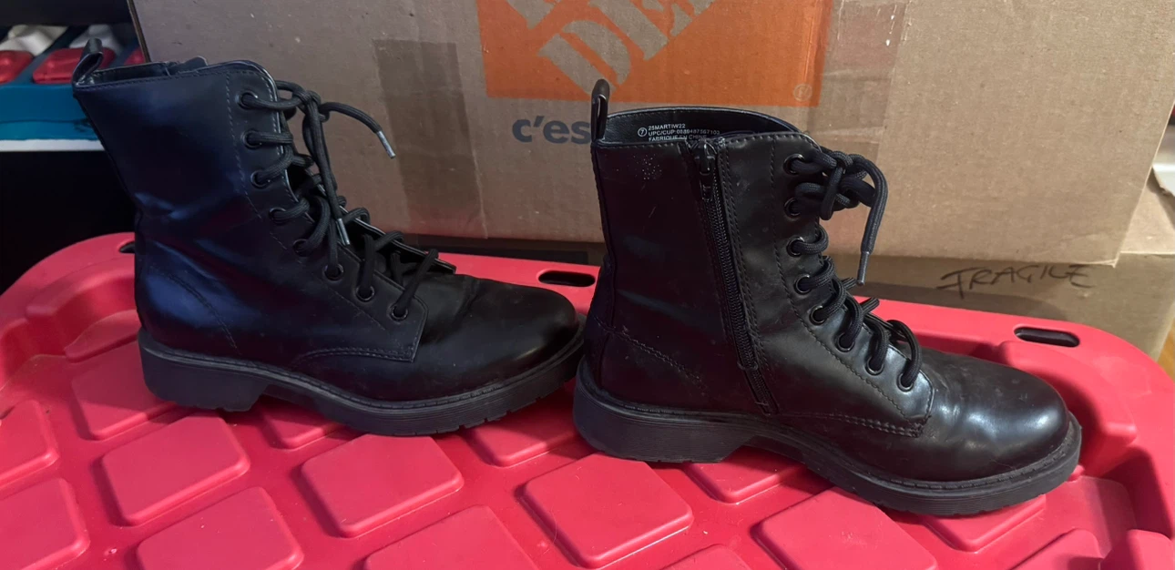 Women’s size 7 boots and high heel shoes - photo 5