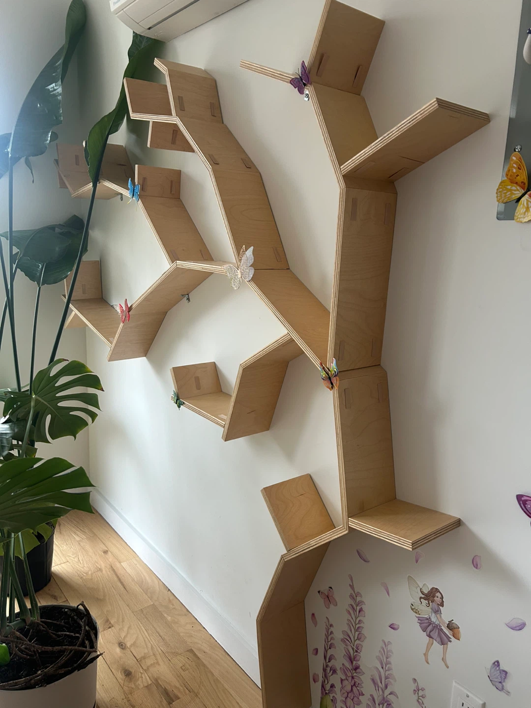 Tree bookshelf - photo 4