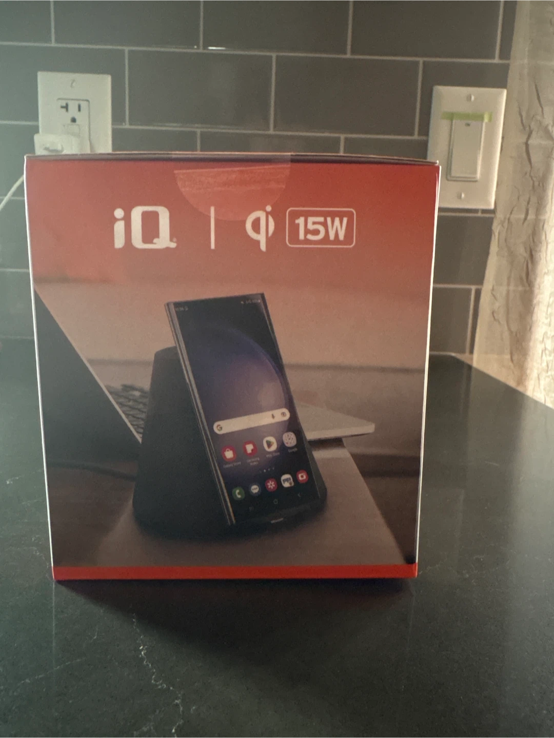 iQ Wave Home Speaker with MagSafe Wireless Charger - photo 3