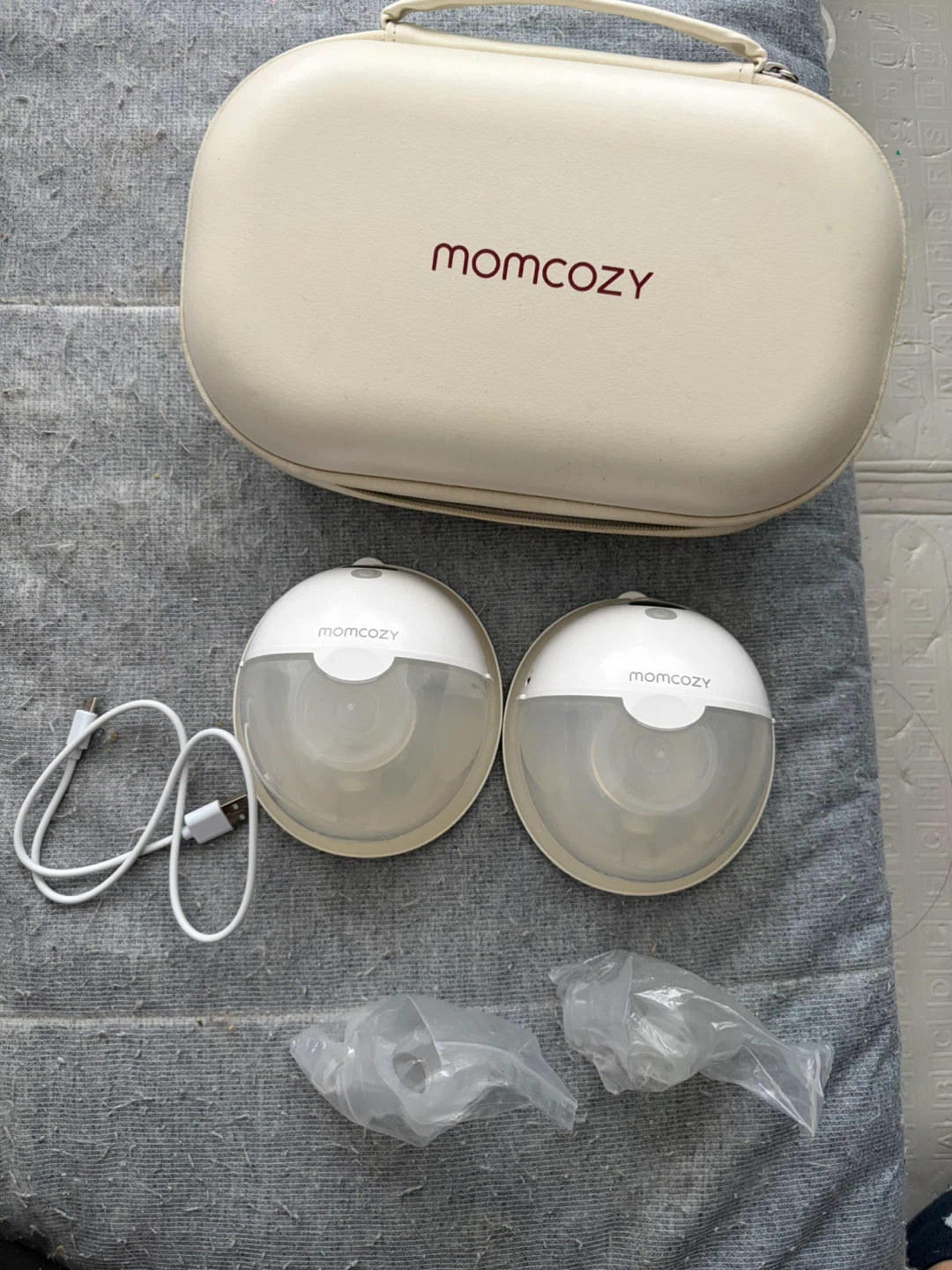 Momcozy Wearable Breast Pumps - photo 2