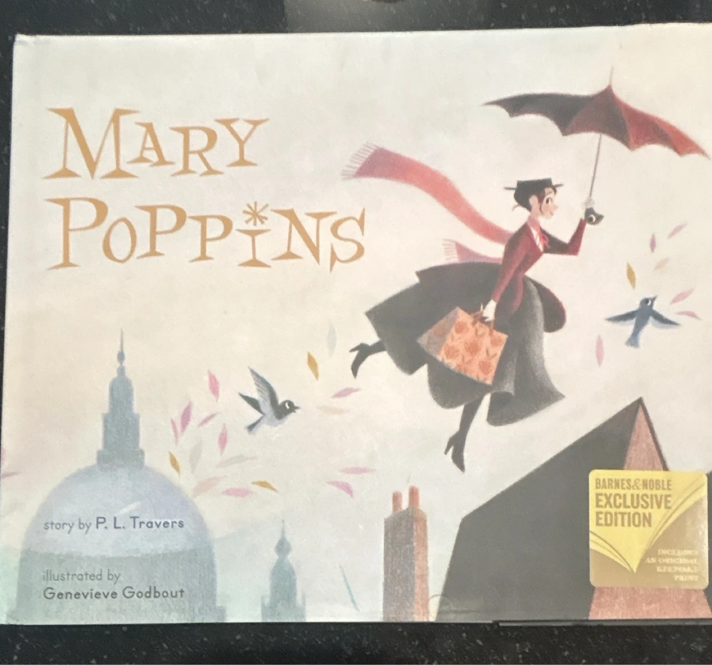 Mary Poppins Barnes & Noble Exclusive Edition Book