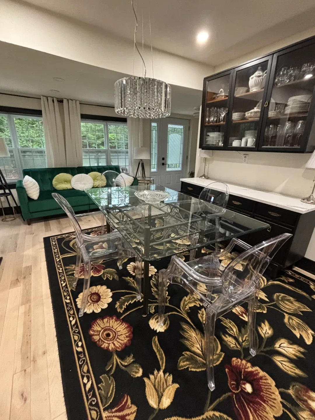 Dining table set  Set of 4 ghost chairs - photo 2