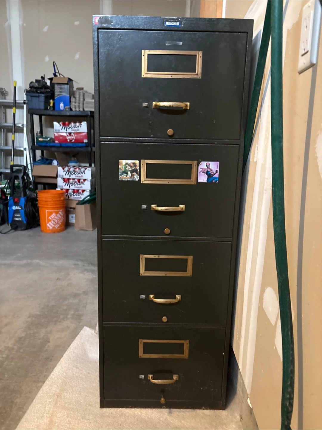4-Drawer Filing Cabinet