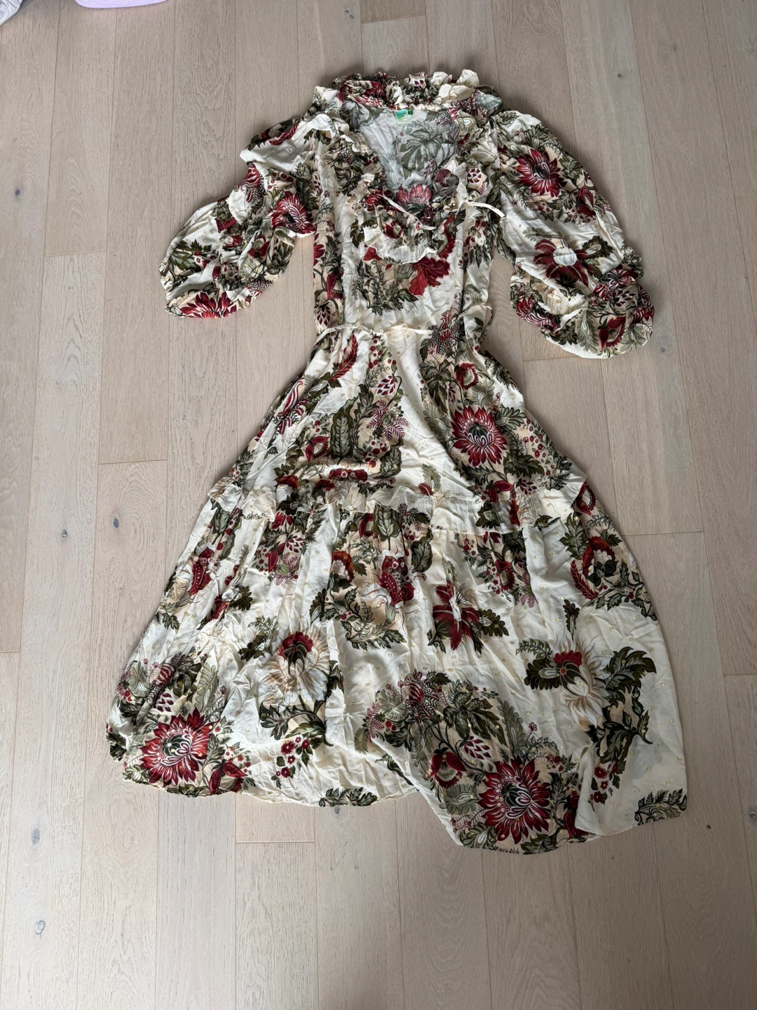 Farm Rio Cream floral midi dress