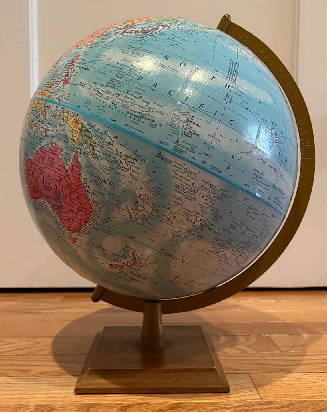 Vintage Desktop Globe - photo 2