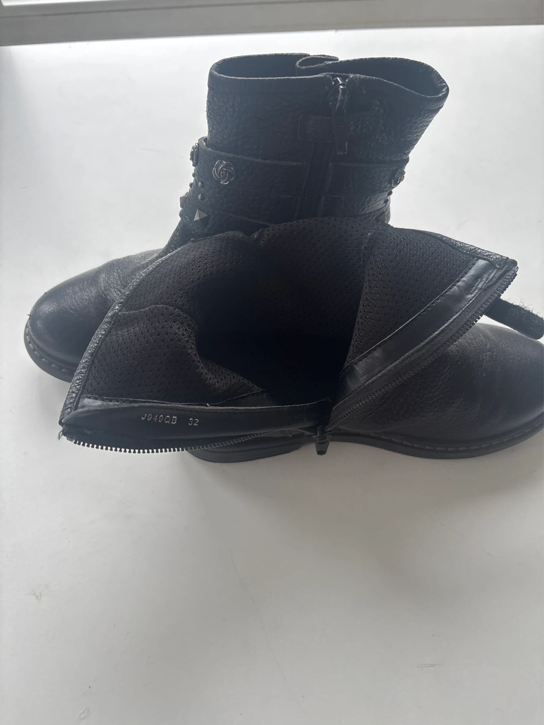 Kids Geox Black Studded Buckle Boots Size 32 - photo 4