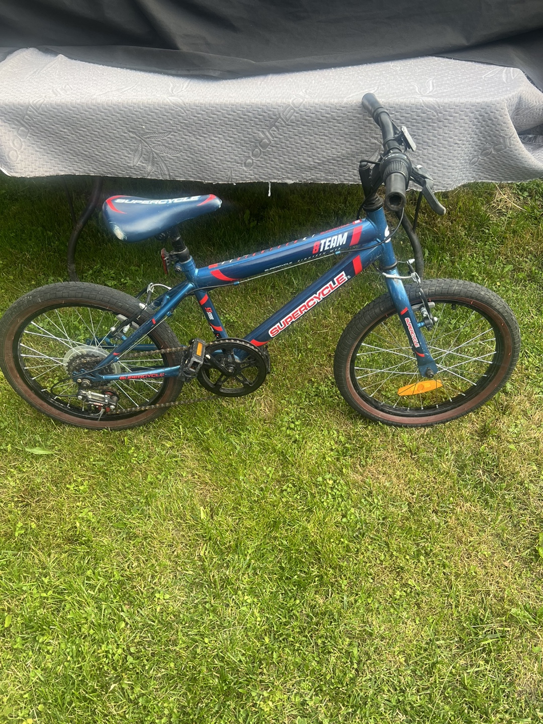 Supercycle Kids Bicycle needs air