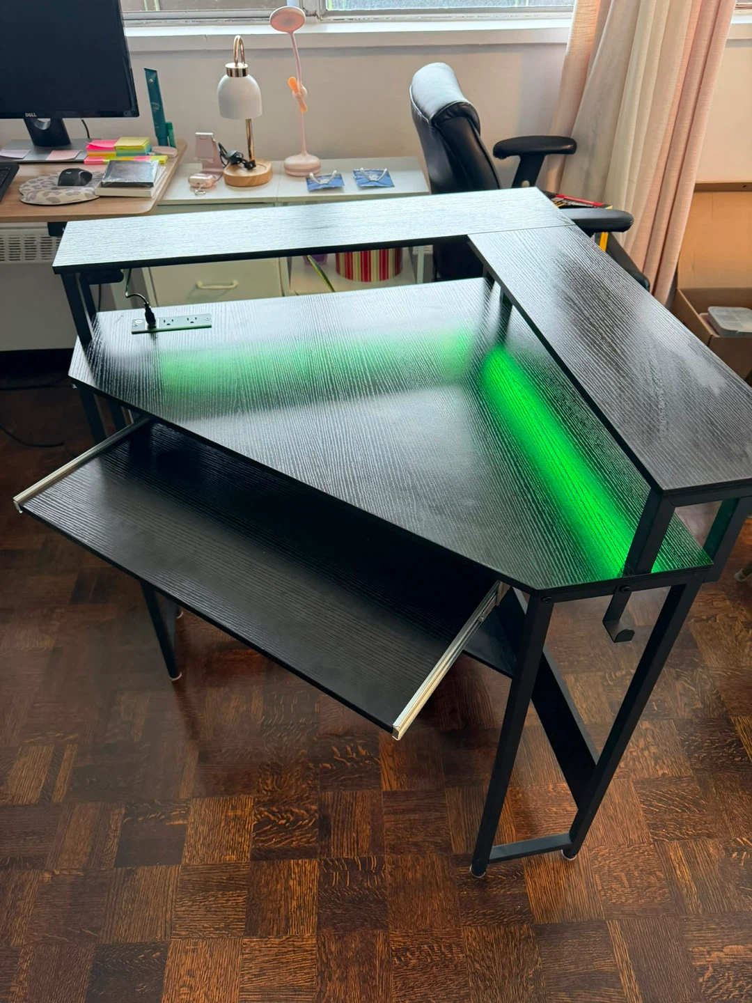 L-Shaped Gaming Desk and Office chair - photo 4