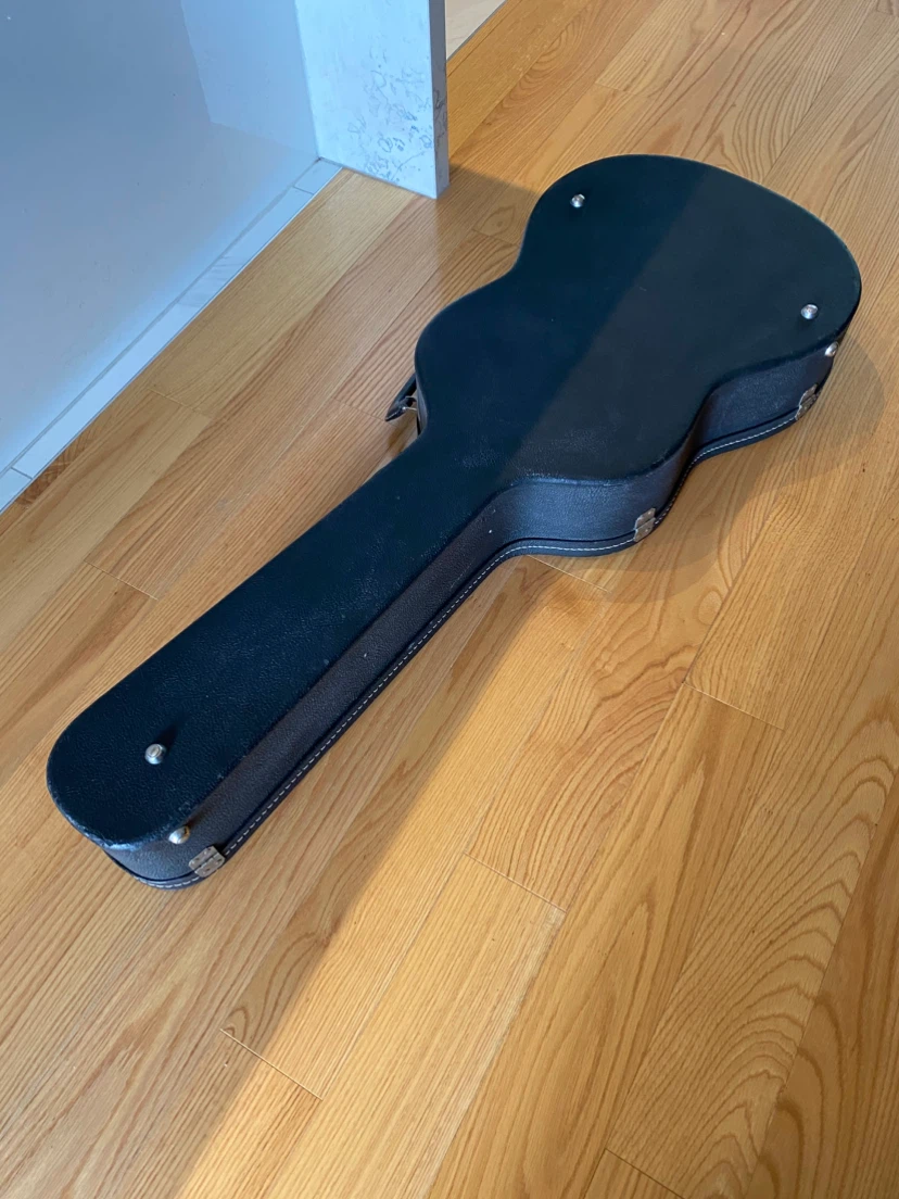 Guitar case - photo 2