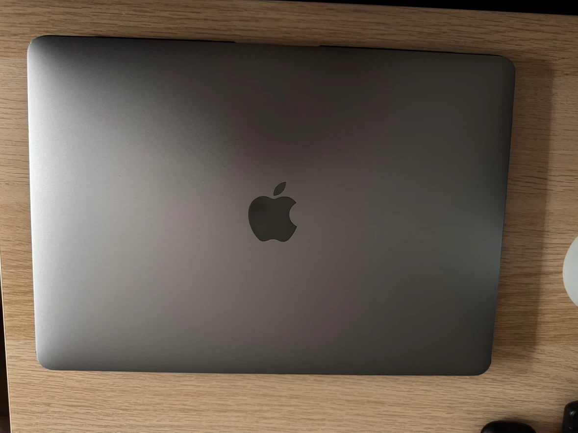 Apple Macbook Air M1 - photo 2