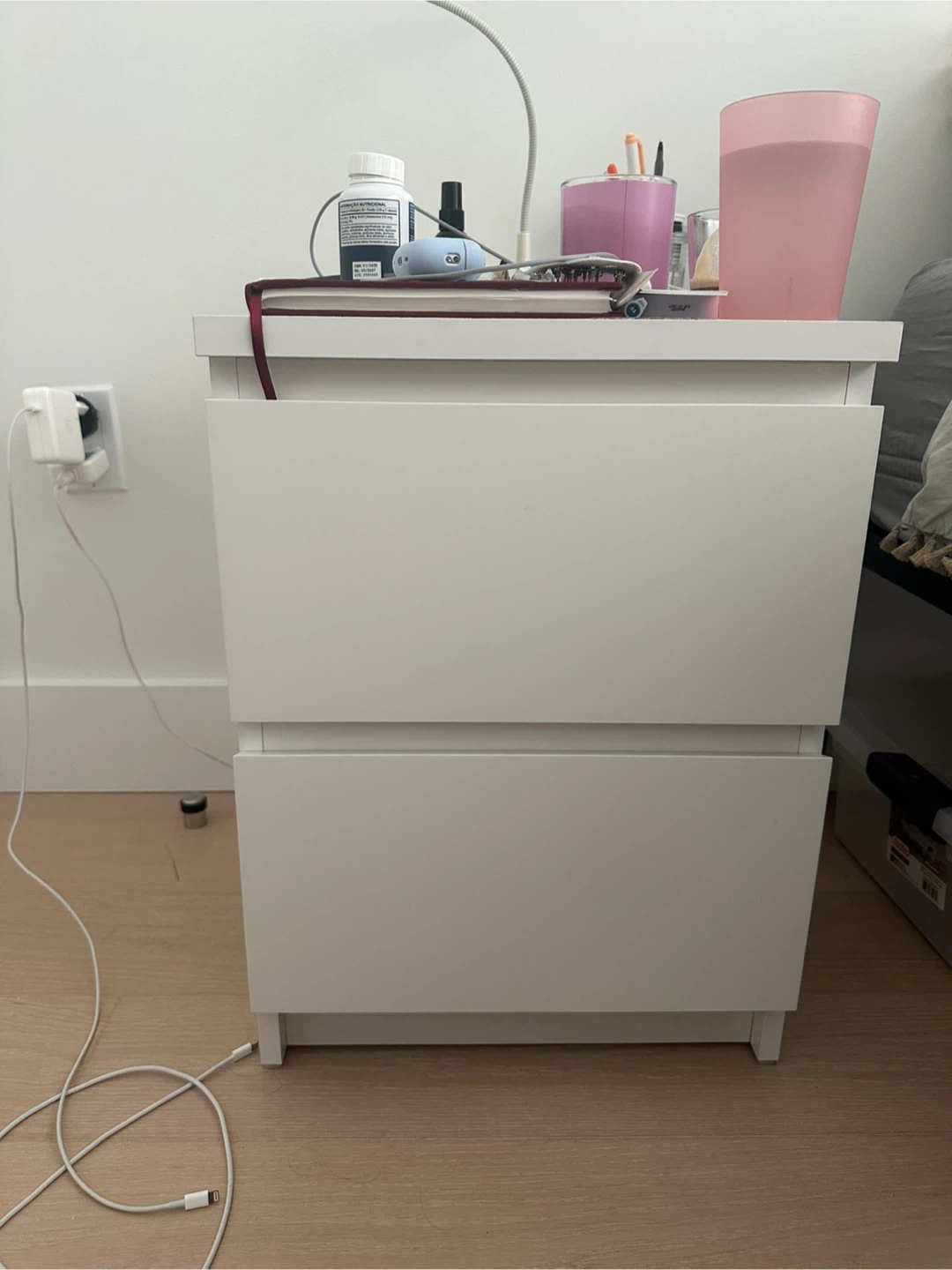 2 IKEA nightstands