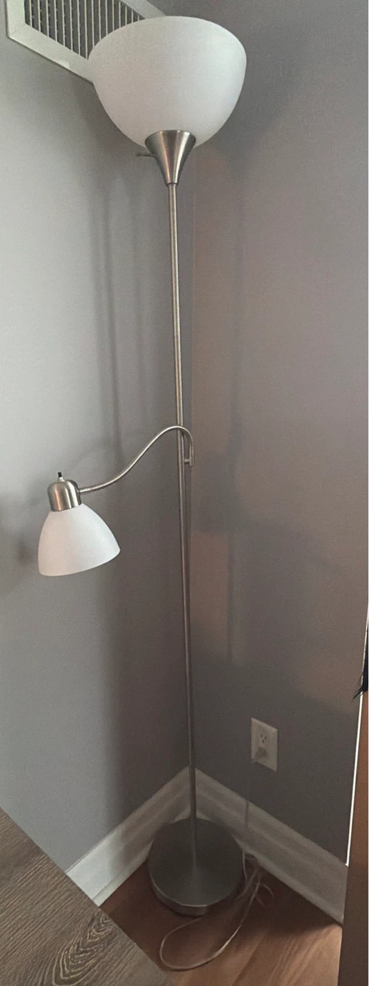 Floor lamp