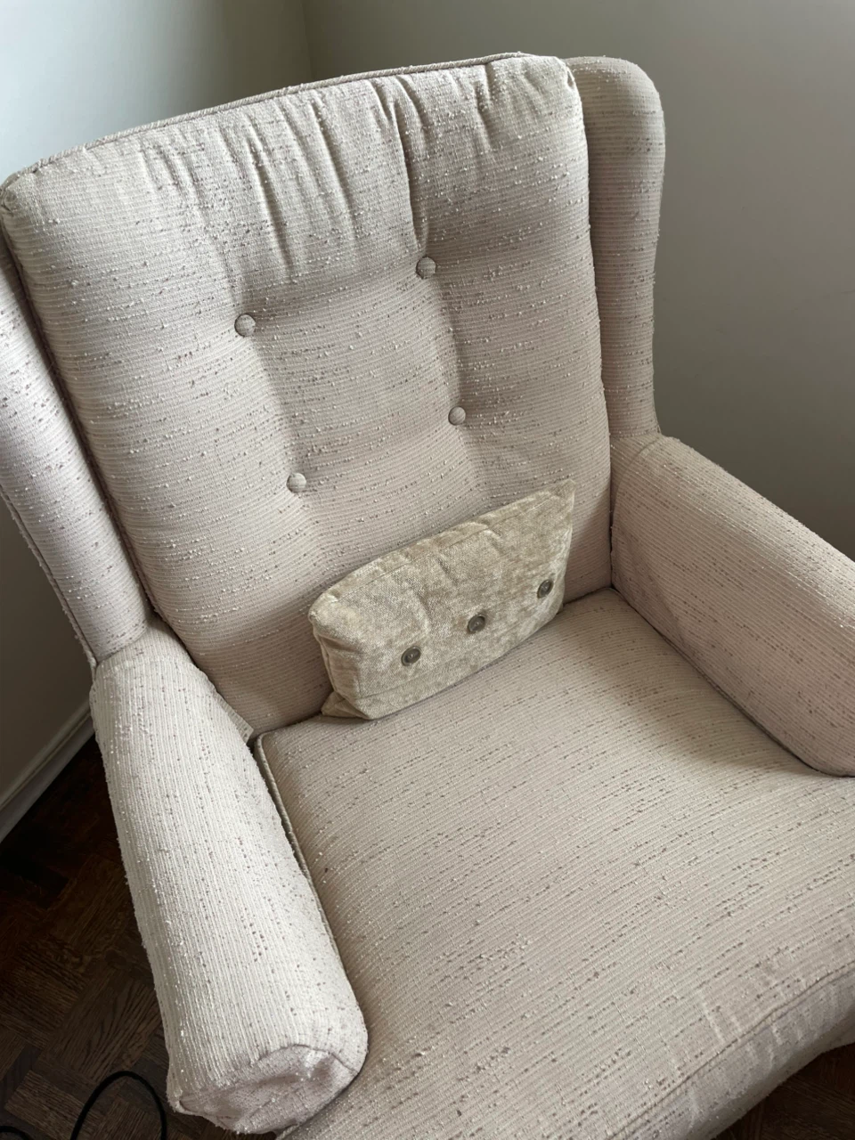Cream swivel Wingback Accent Chair