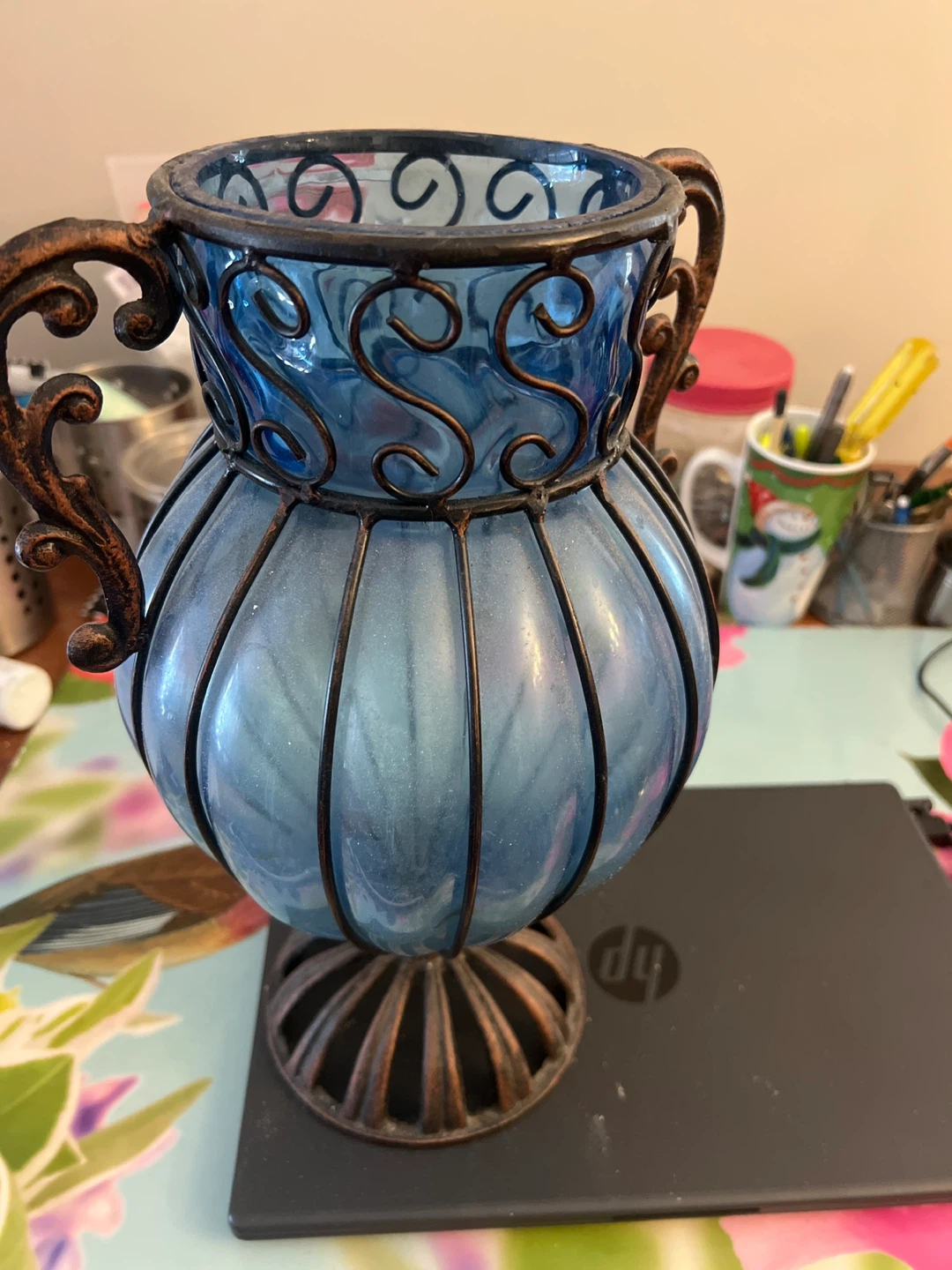Glass vase