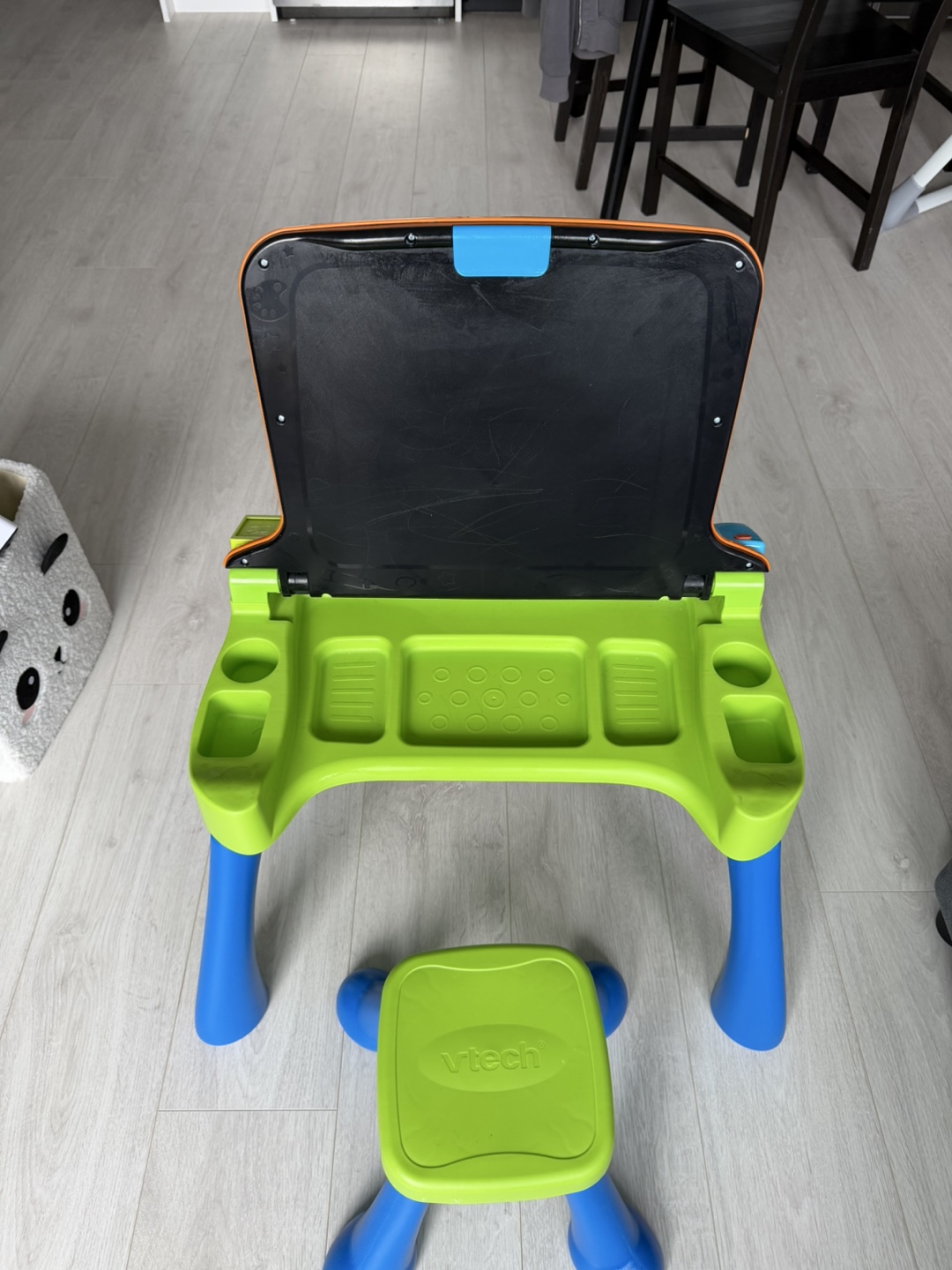 VTech Touch and Learn Activity Desk FRENCH - photo 2