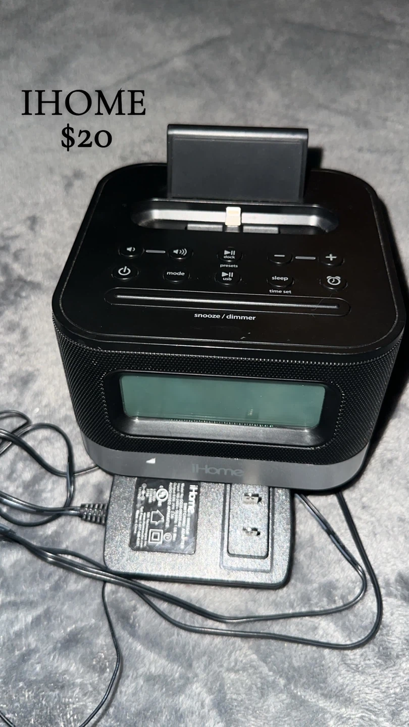 🚨 HUGE ONLINE YARD SALE 🚨 - photo 4