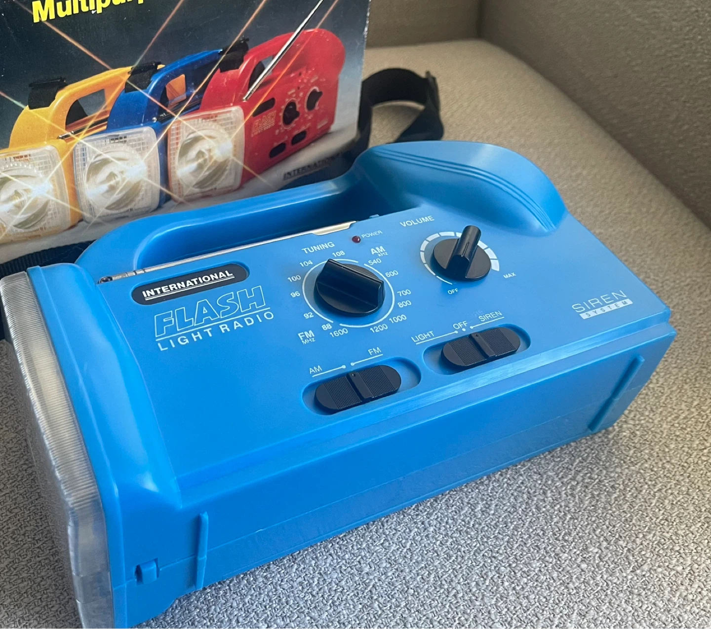 NEW- Camping- Flash Light Radio - Blue - photo 3