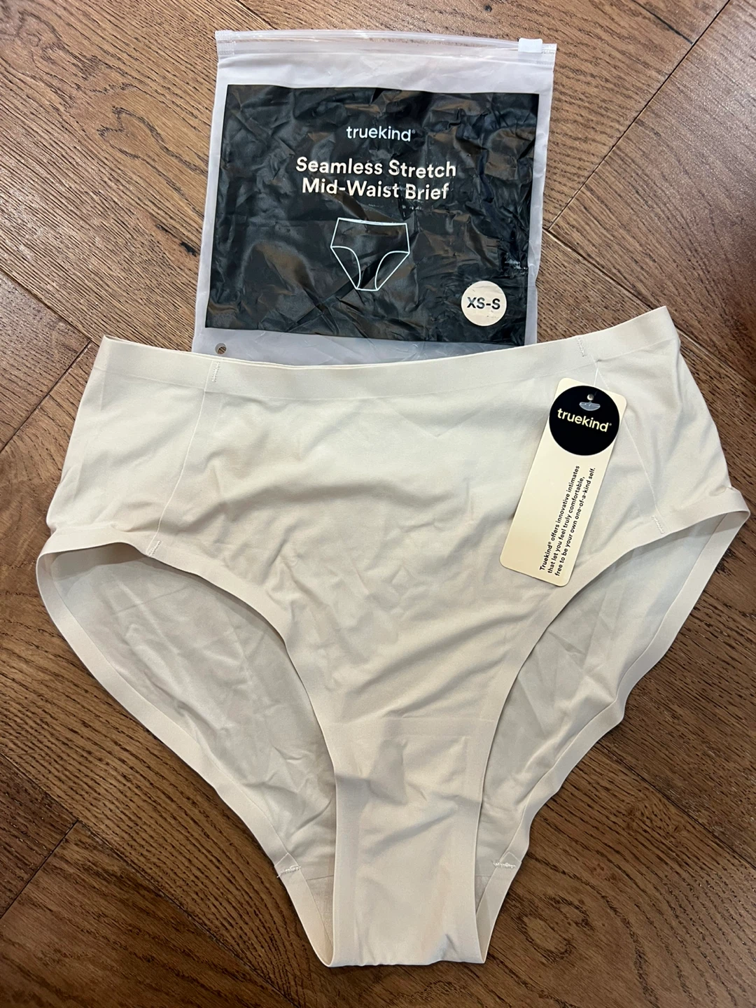 Truekind Seamless Stretch Mid-Waist Brief XS-S