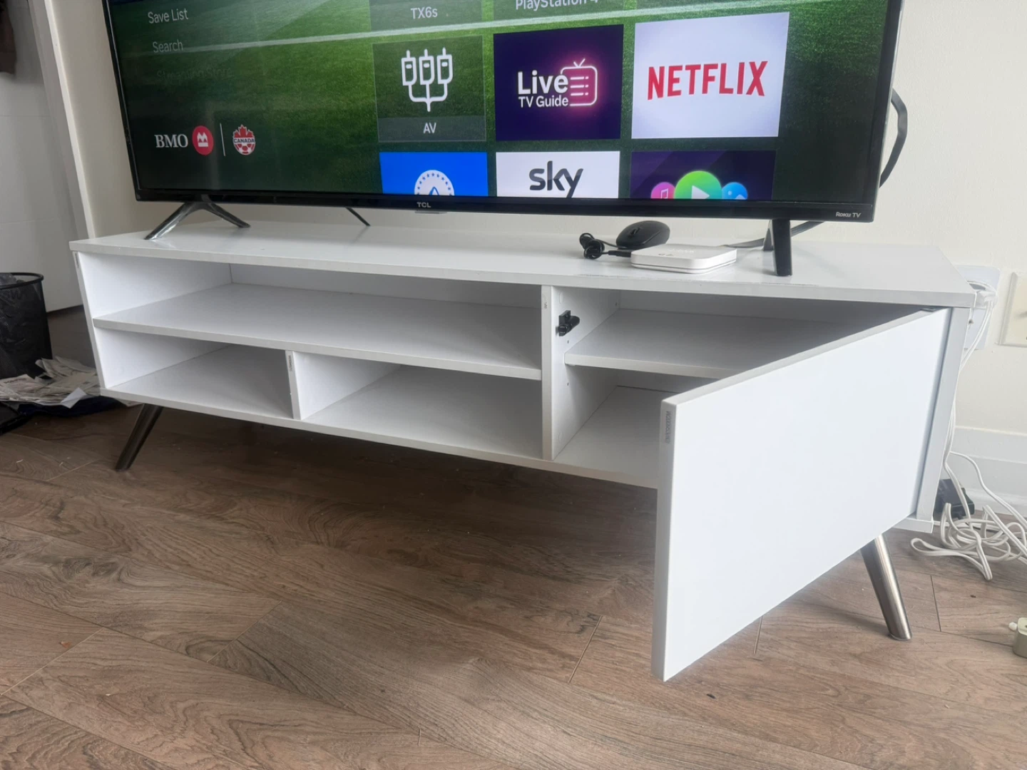 TCL 4K smart TV 55 inches.  Great condition - photo 2
