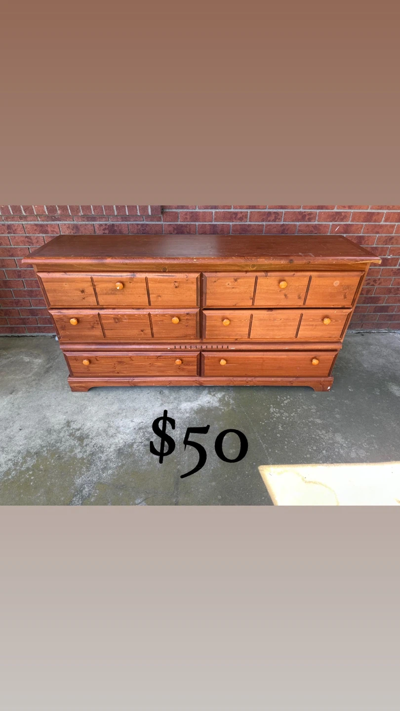 Wooden Dresser with 6 Drawers- best offer