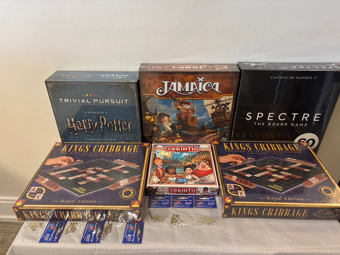 6 brand new board games with 6 accessories