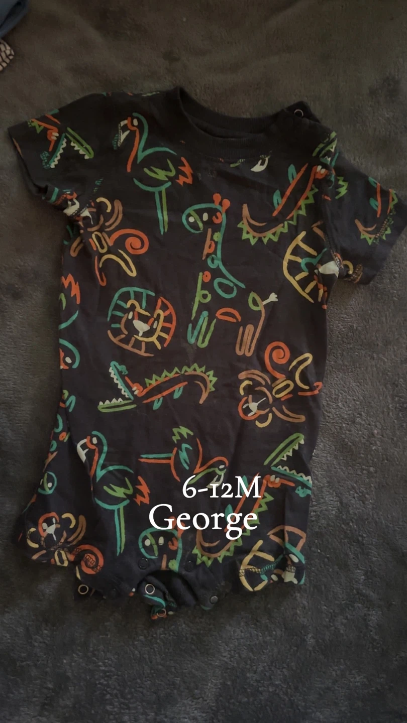 Baby boy clothing bundle - photo 4