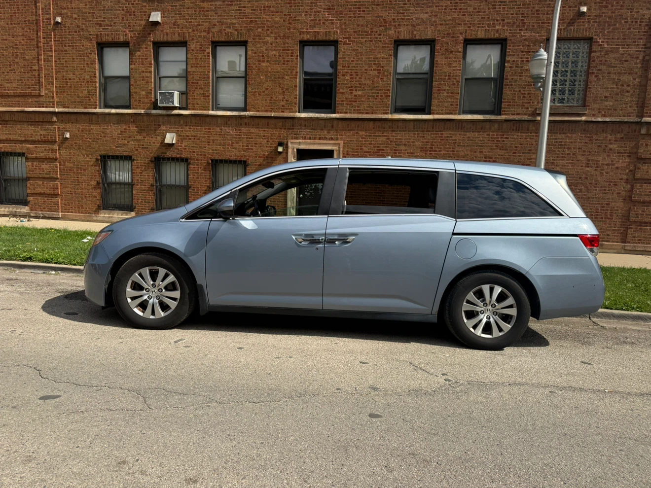 2014 Honda Odyssey EX-L - photo 4