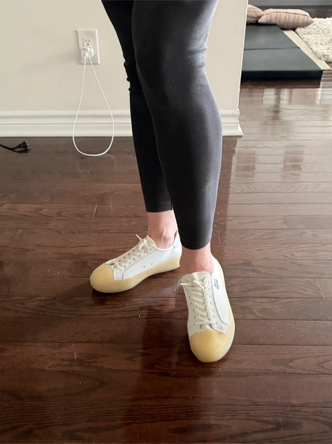 Women’s sneakers, shoes, 26cm (size 9,5) - photo 2