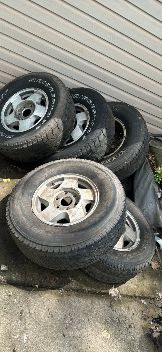 Chevy Tahoe  wheels