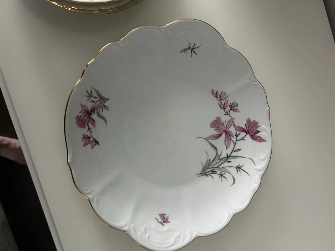 Vintage Floral Dessert Plates (Set of 4)