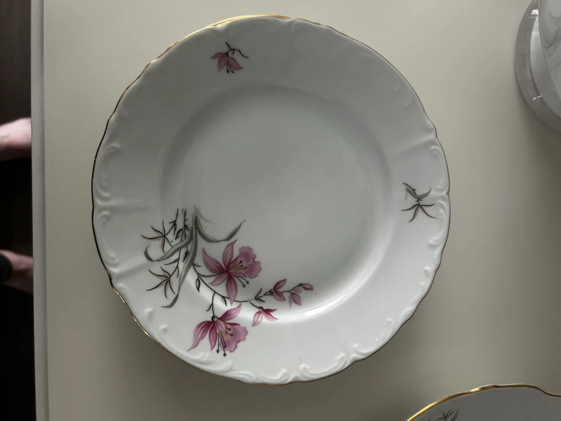 Vintage Floral Dessert Plates (Set of 4) - photo 2