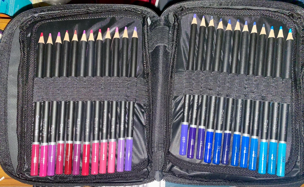 Castle Arts 72 Colored Pencils Art Bundle - photo 3