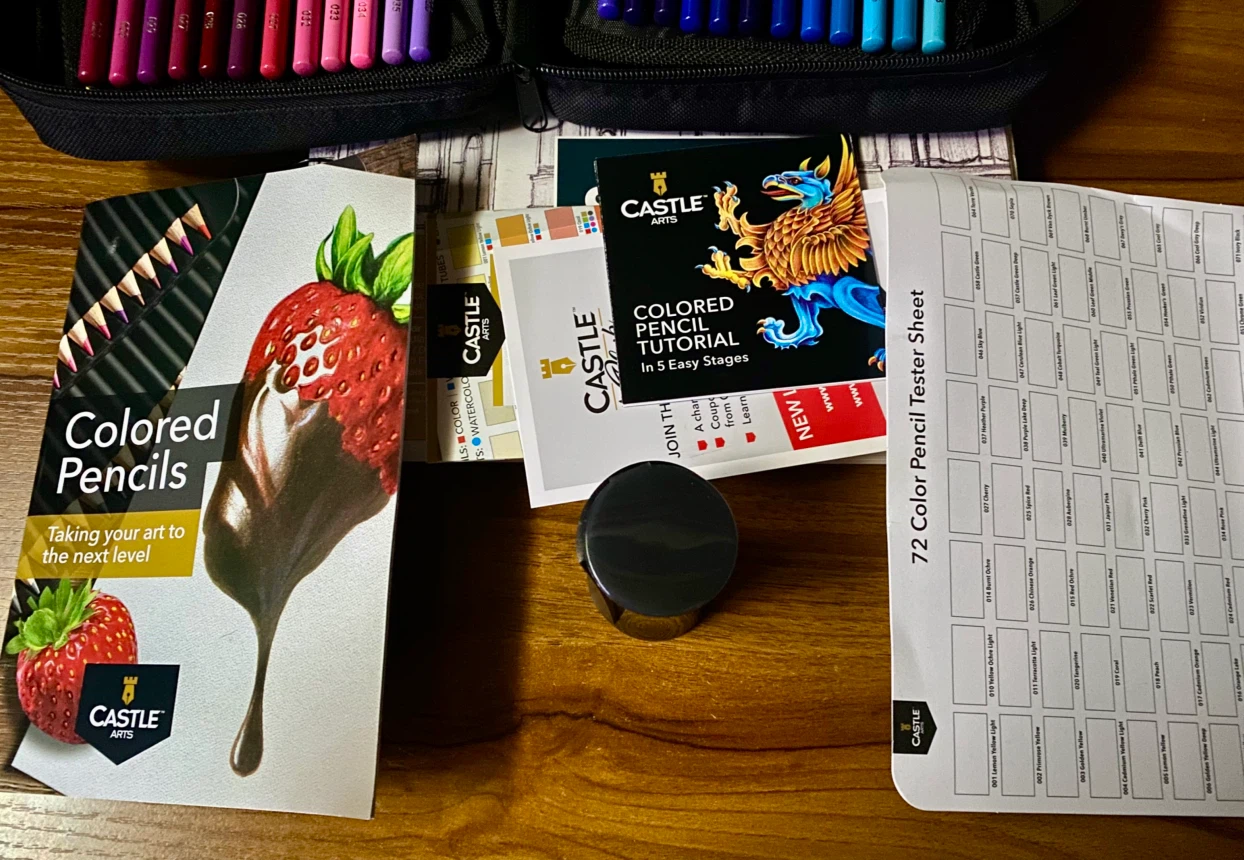 Castle Arts 72 Colored Pencils Art Bundle - photo 5