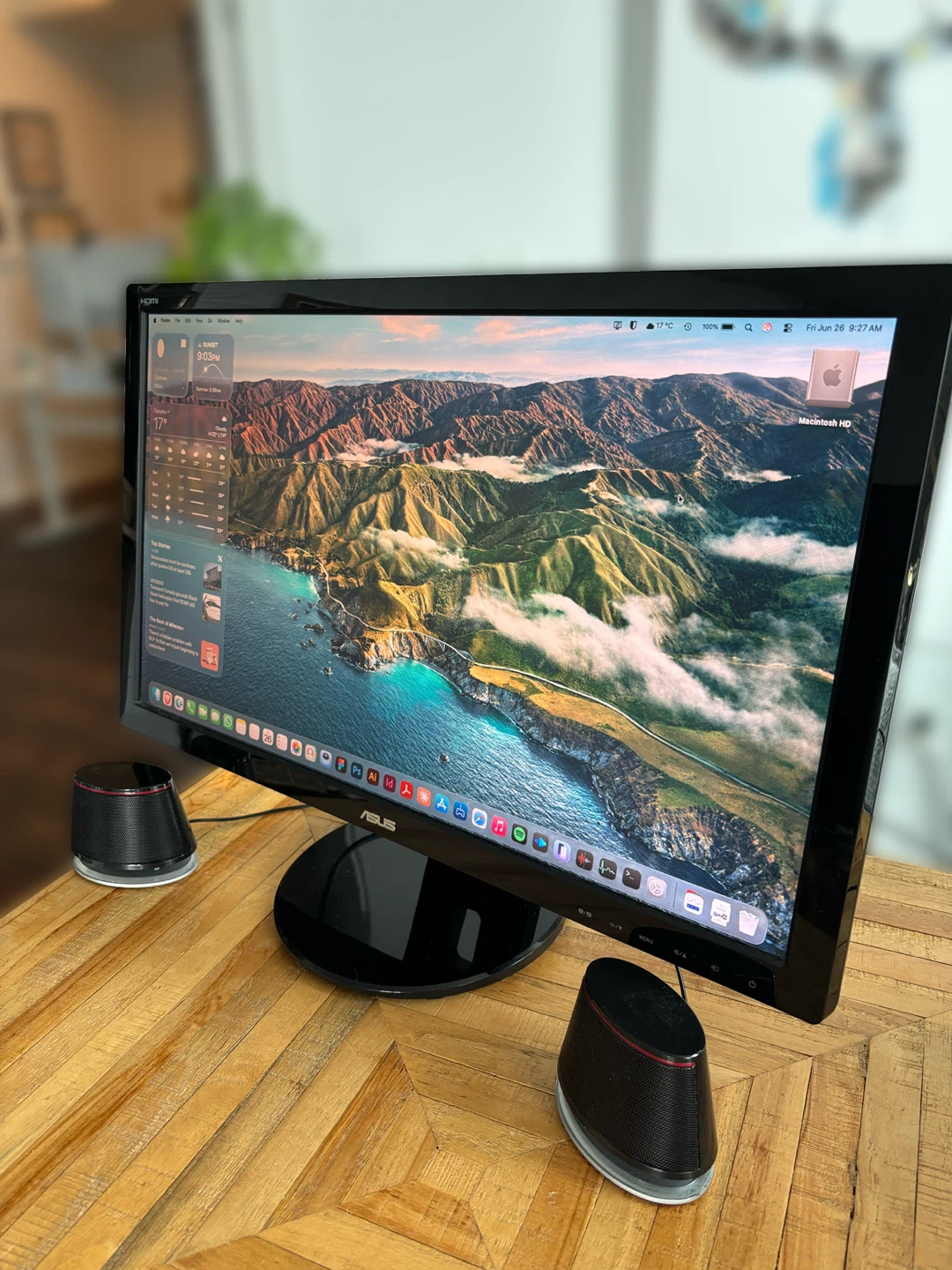 ASUS 23.6" Full HD Monitor + Speakers – Good Condition - photo 3