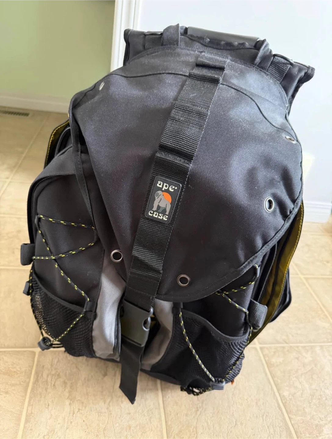 Ape Case Rolling Camera Backpack - photo 3