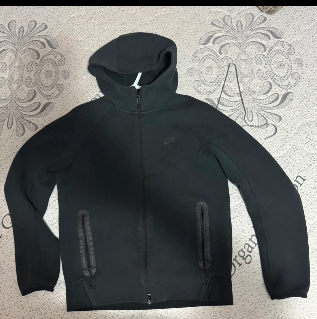 Nike Tech Fleece Full-Zip Hoodie