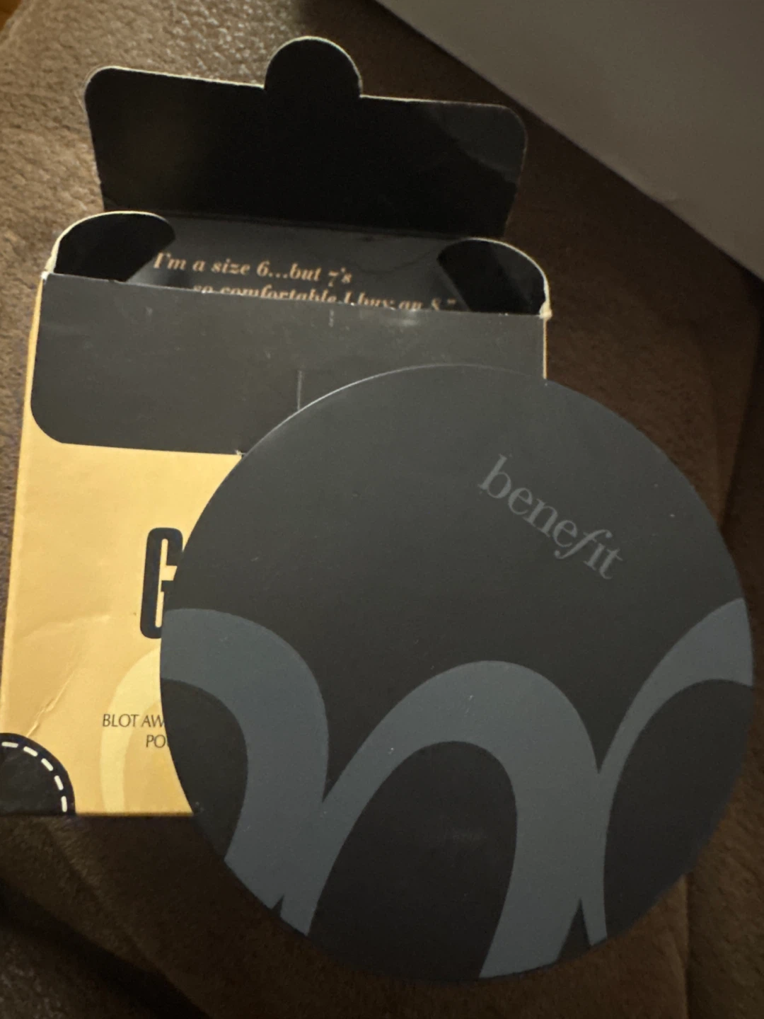 Benefit Get Even Blot Away Shine & Discoloration Face Powder - photo 4