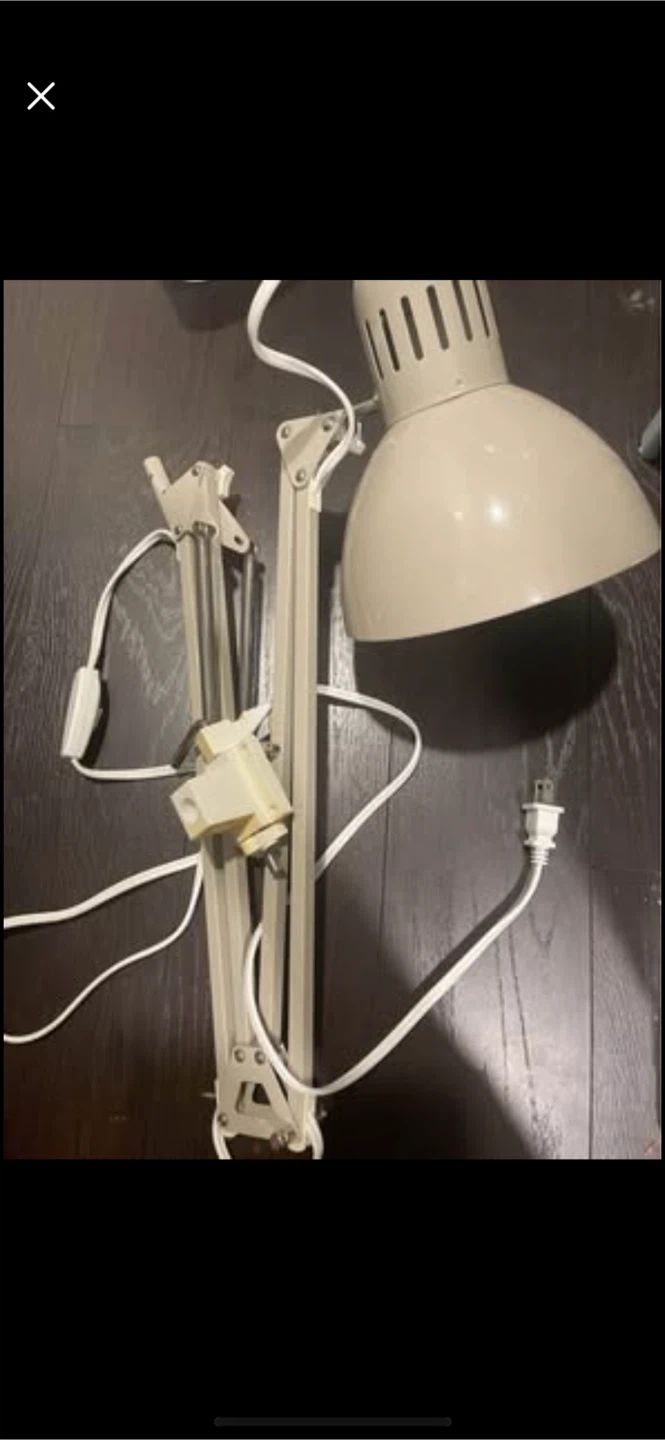 2 Adjustable Desk Lamps - photo 2