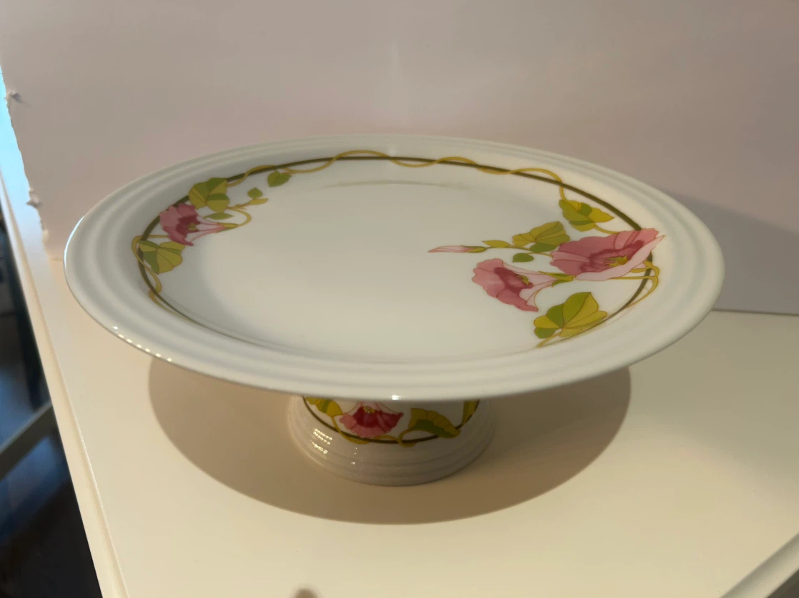 White Cake Stand with Pink Flowers - photo 2
