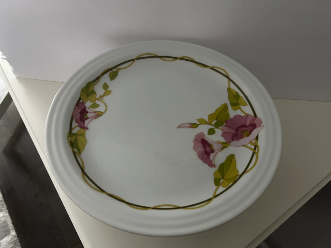 White Cake Stand with Pink Flowers - photo 3