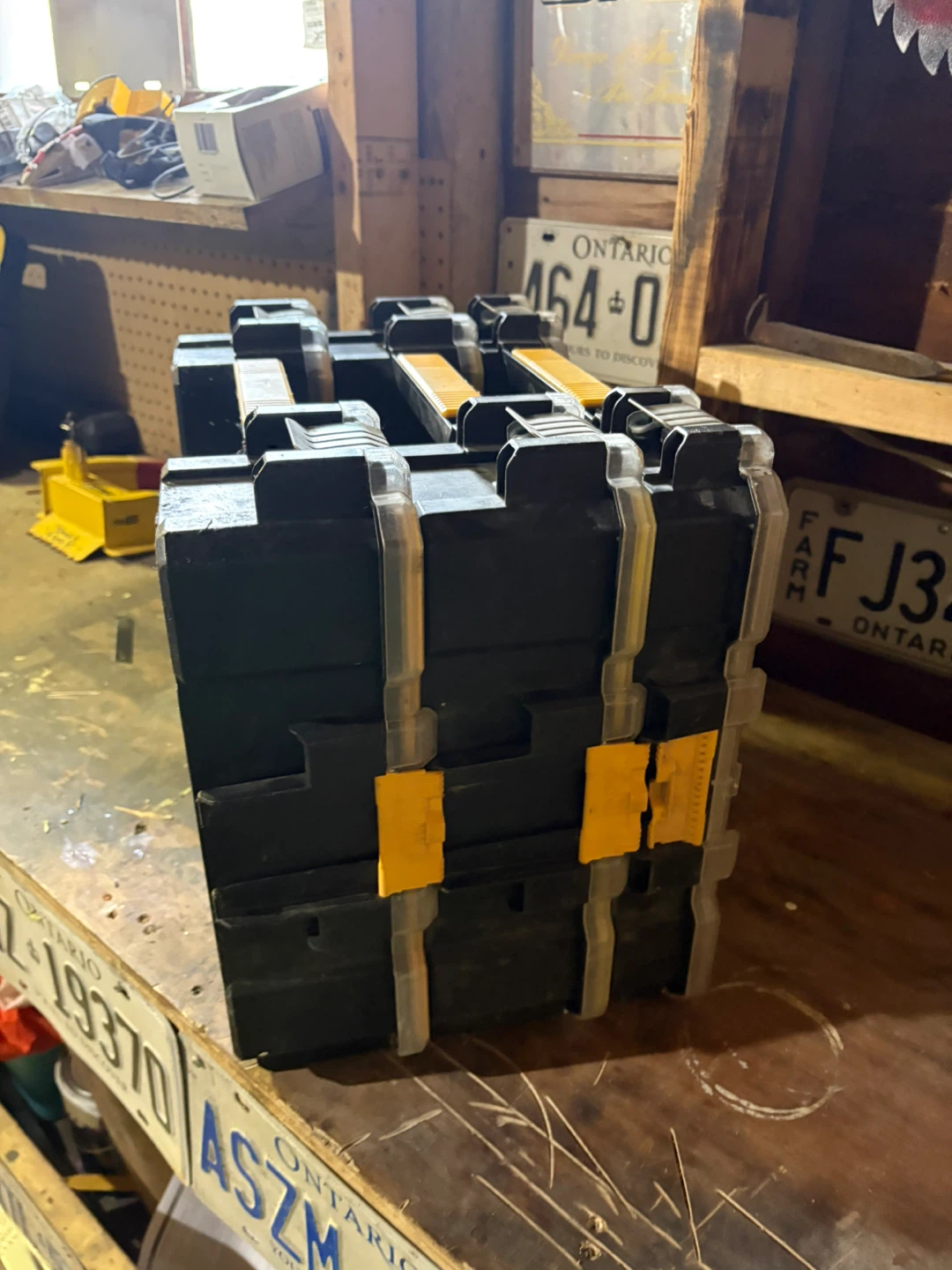 DEWALT Pro Organizers Tool Box with Assorted Fasteners - photo 2