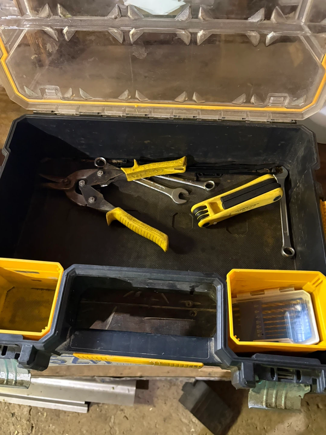 DEWALT Pro Organizers Tool Box with Assorted Fasteners - photo 4