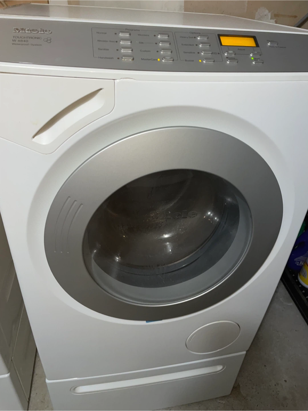 MIELE WASHING MACHINE