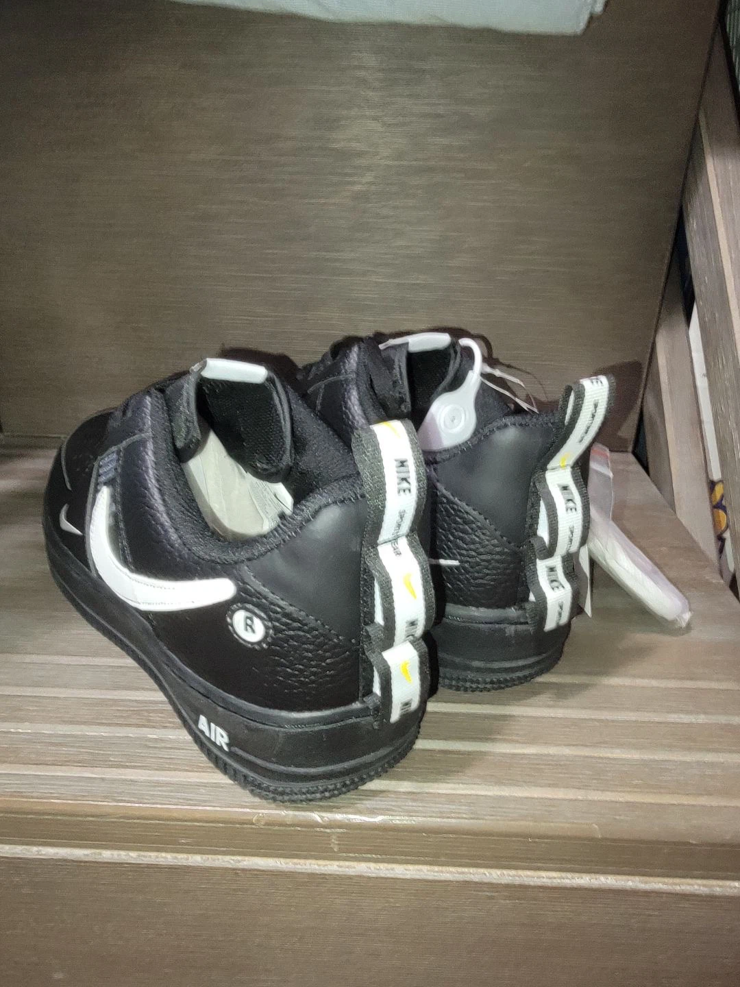 Nike Air Force 1 Low "Split Swoosh" Sneakers - photo 3