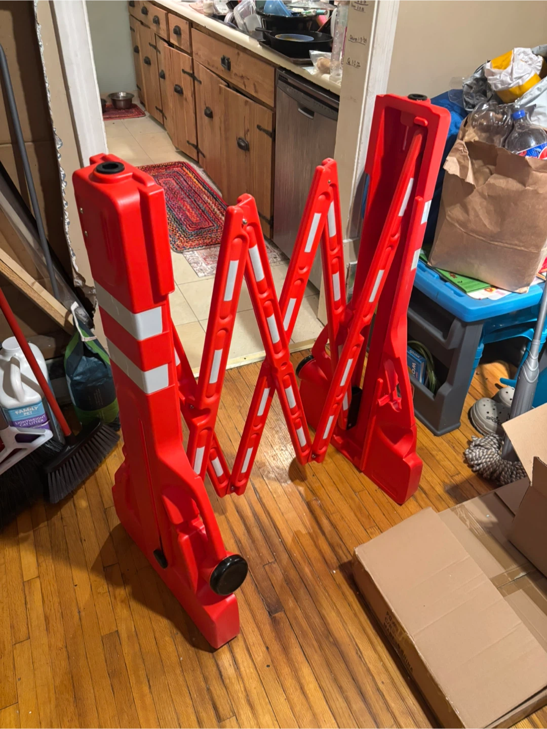 Red Expandable Barrier