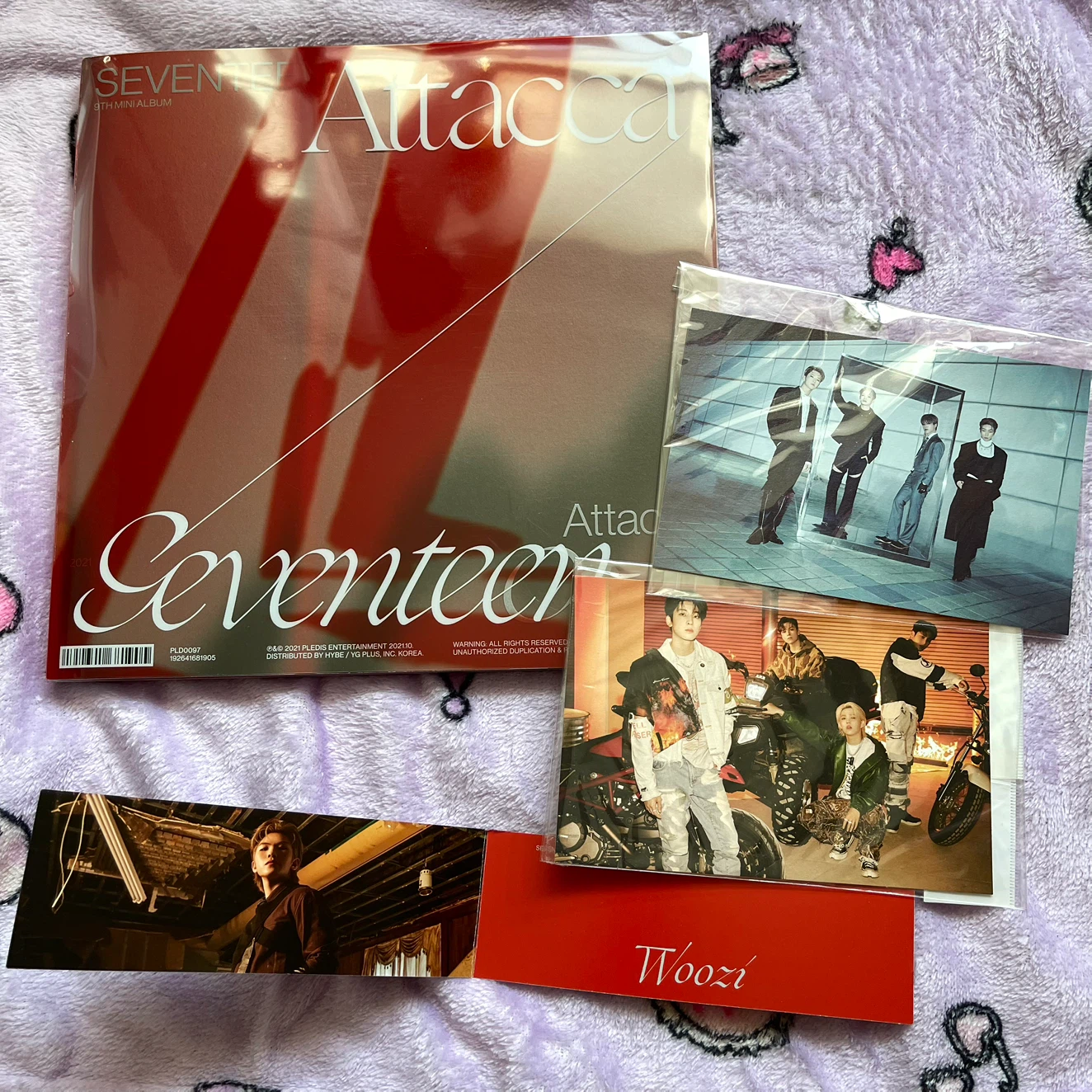 Miscellaneous Seventeen Kpop Albums Including Signature