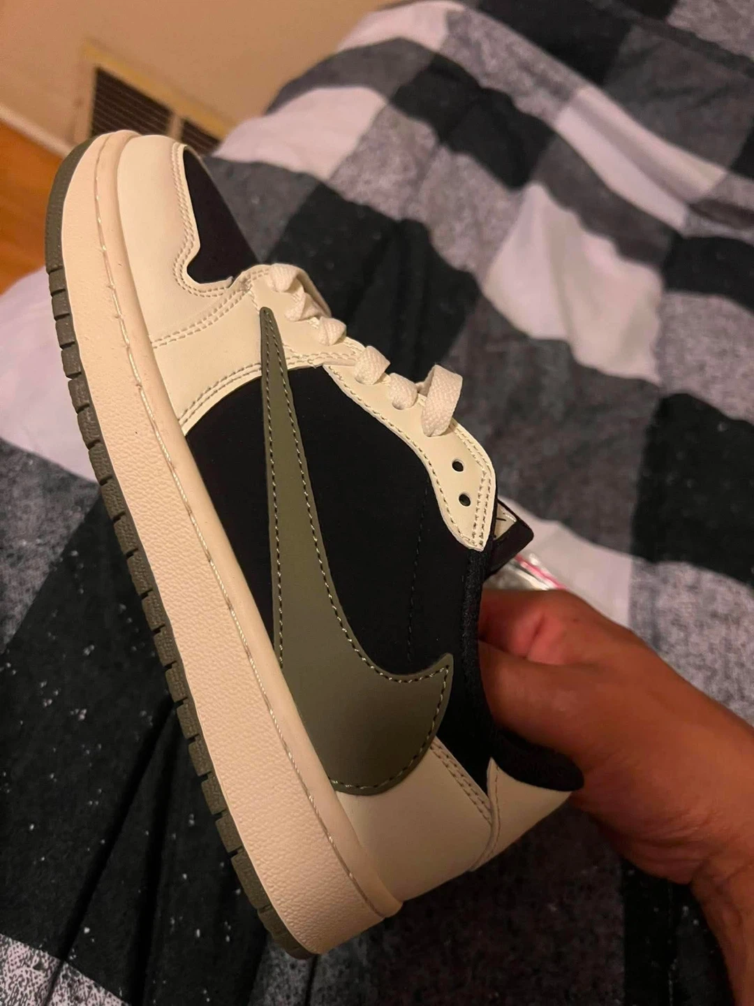 Travis Scott Olive Green